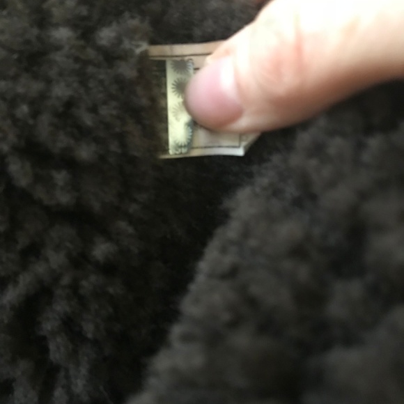 UGG Triplet Bailey Button boots -- brown size 8 - Picture 6 of 7